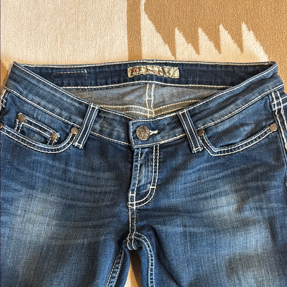 Stylish Blue Jeans for Women